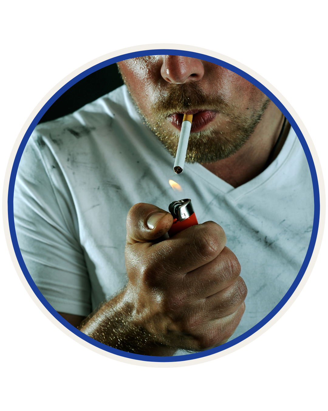 Hombre fumando