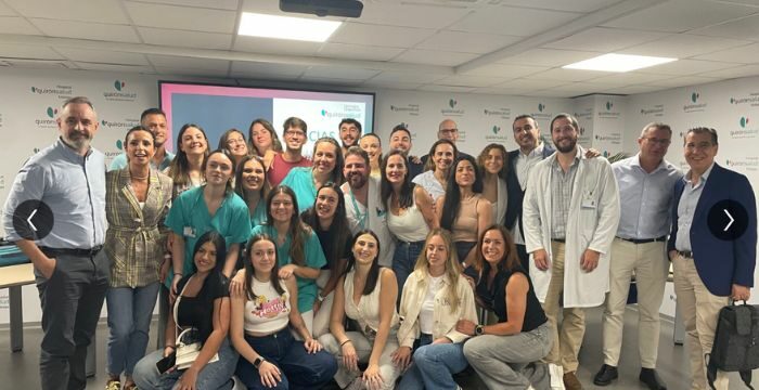 Equipo médico del departamento de urología de Quirón Málaga