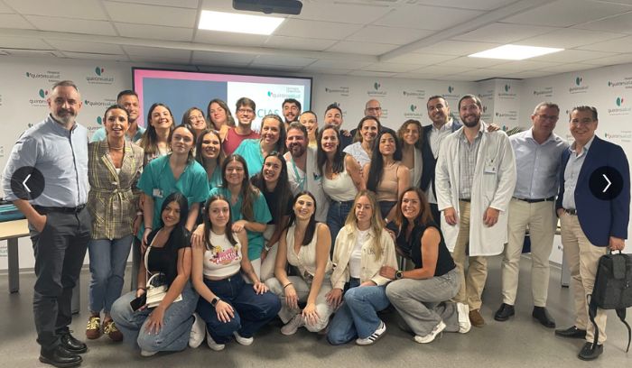 Equipo médico del departamento de urología de Quirón Málaga